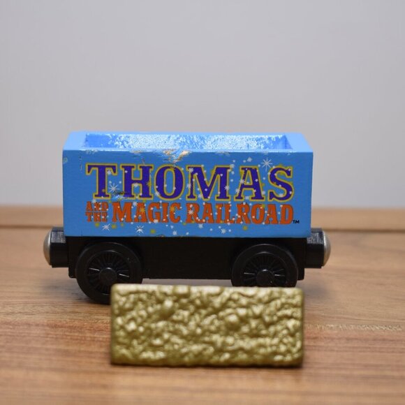 Magic Railroad Blue Cargo Car Thomas & Friends Wooden Railway Trains 2000 - Picture 2 of 6